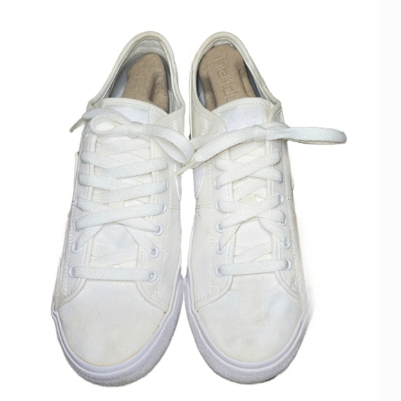 Nike SB Blazer Court Skate Shoes - Sail/White/Sail White - Men's 7/Ladies 8.5 - Picture 2 of 13